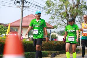 BIB: 45962, 042950, 40885
                            <button type="button" onclick="openModal(9922750)" class="btn btn-primary btn-sm float-right btn-popup" data-toggle="modal" data-target=".modal-high-quality">
                        <i class="fas fa-shopping-cart"></i> Add to Cart
                    </button>
                                            <button type="button" onclick="isThisMe(9922750, true)" class="btn btn-success btn-sm float-right btn-popup btn-isme hidden" data-toggle="tooltip" data-placement="bottom" title="นี่คือรูปของคุณใช่ไหม คลิกที่นี่เพื่อเอาเข้าอัลบั้ม">
                        <i class="fas fa-plus"></i> Add to album
                    </button>
                    <button type="button" onclick="isThisMe(9922750, false)" class="btn btn-warning btn-sm float-right btn-popup btn-isnotme hidden">
                        <i class="fas fa-ban"></i> Remove from album
                    </button>